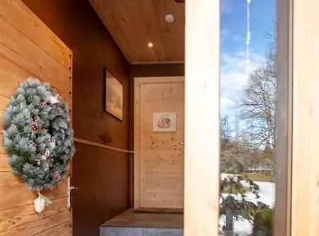 Dans Chalet, Coeur De Межев