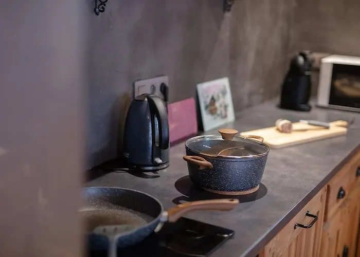 Dans Chalet, Coeur De Appartement