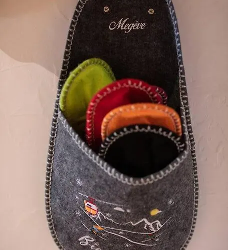 Dans Chalet, Coeur De Megève