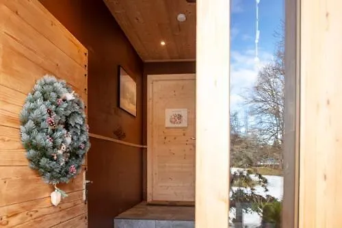 Dans Chalet, Coeur De Megève